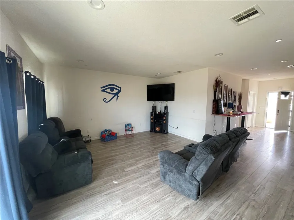 7800 Bay Avenue California City, CA 93505