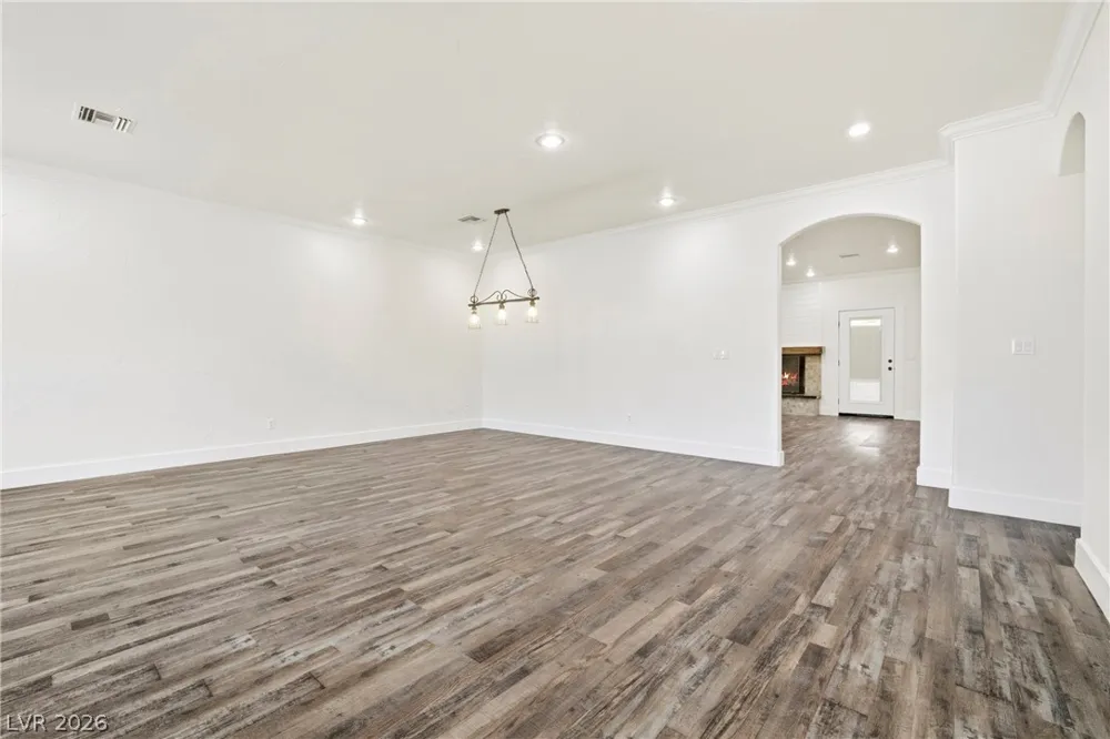 1373 Lake Valley Drive Logandale, NV 89021