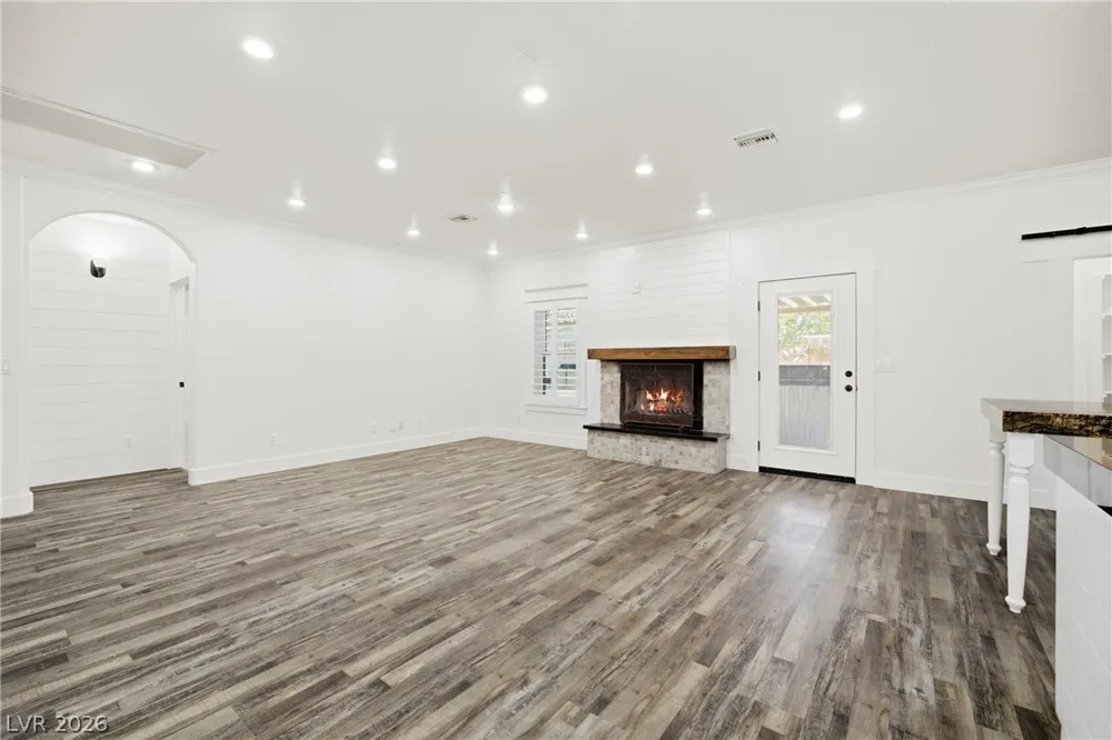 1373 Lake Valley Drive Logandale, NV 89021
