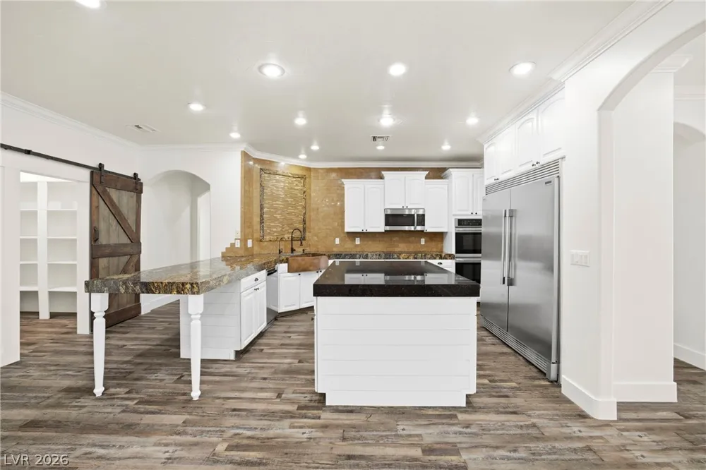 1373 Lake Valley Drive Logandale, NV 89021