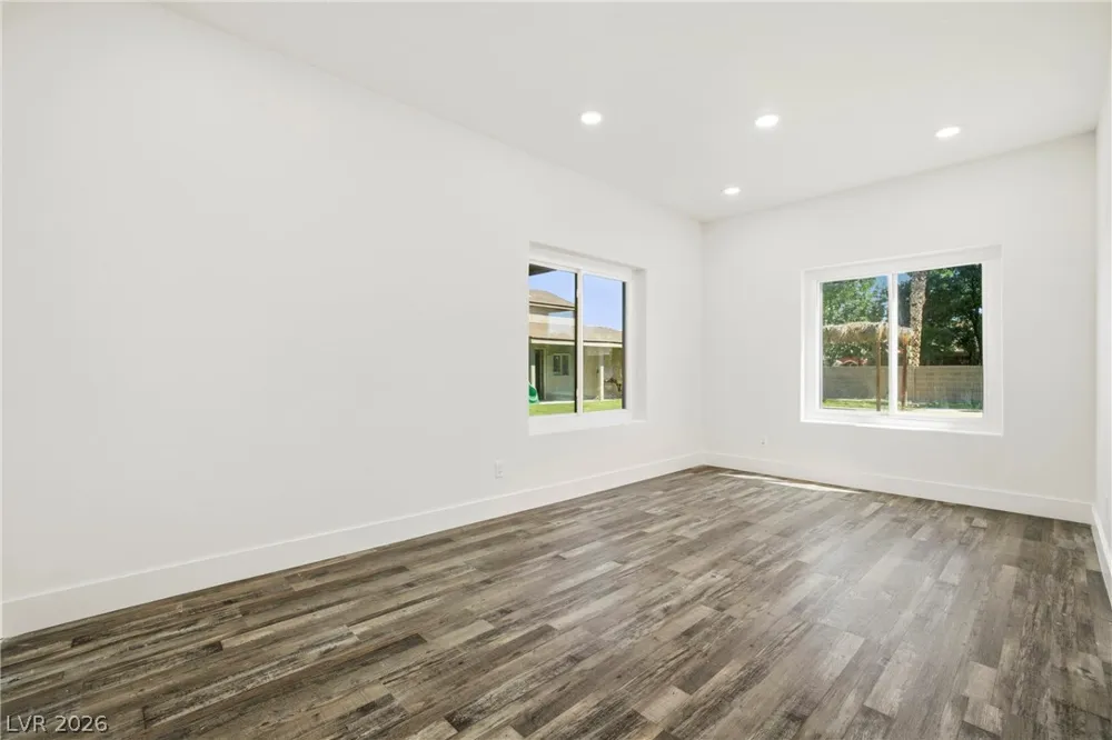 1373 Lake Valley Drive Logandale, NV 89021