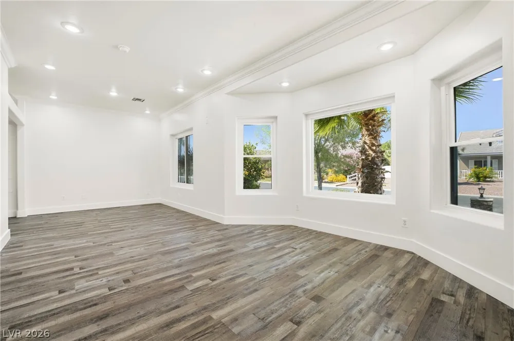 1373 Lake Valley Drive Logandale, NV 89021