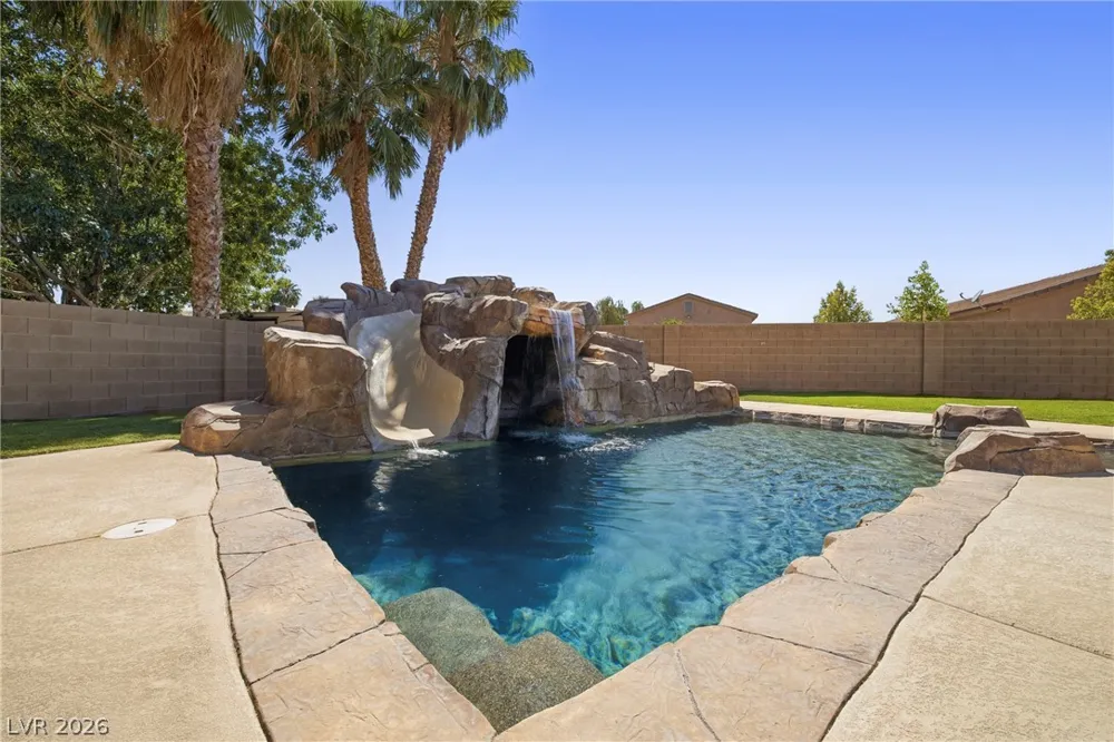 1373 Lake Valley Drive Logandale, NV 89021