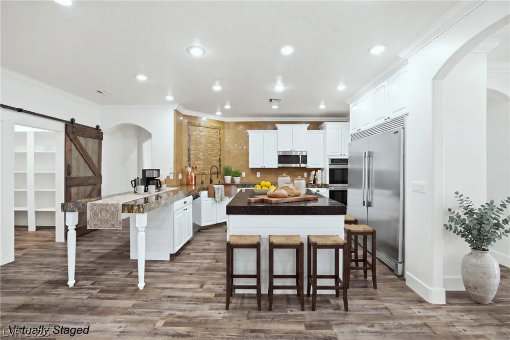 1373 Lake Valley Drive Logandale, NV 89021