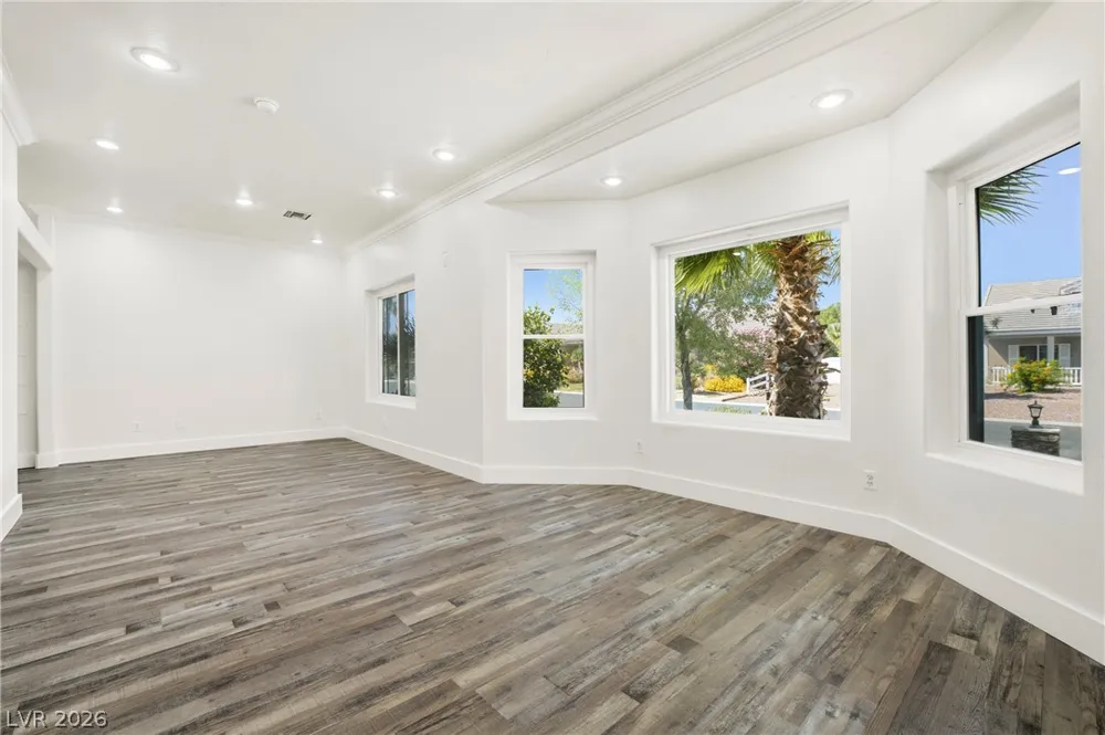 1373 Lake Valley Drive Logandale, NV 89021
