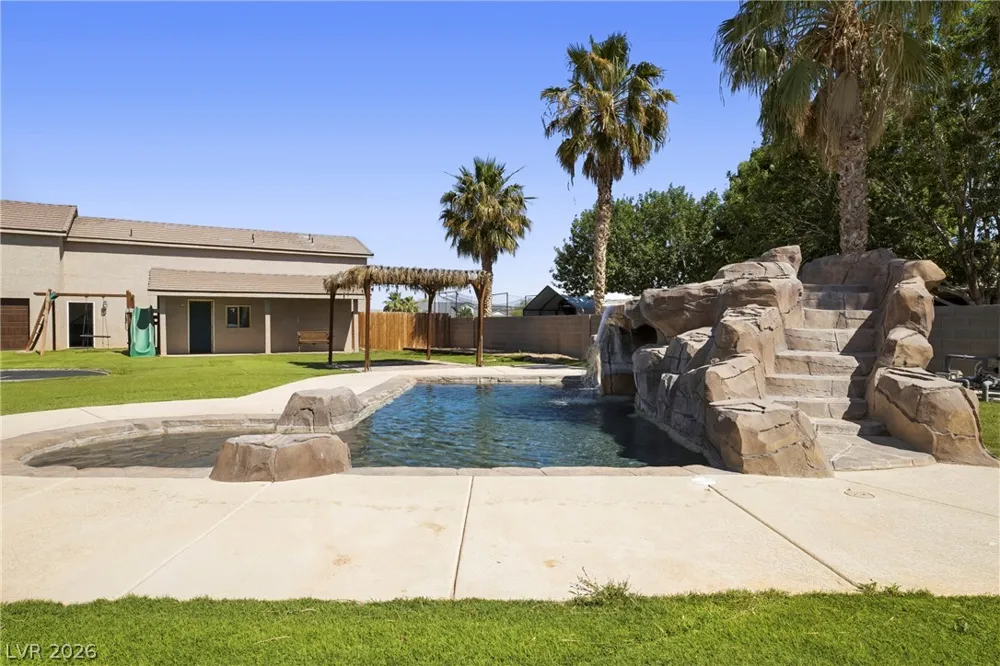 1373 Lake Valley Drive Logandale, NV 89021