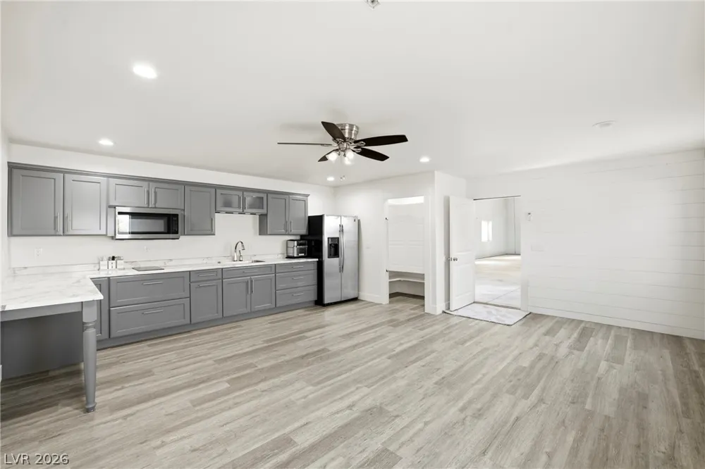1373 Lake Valley Drive Logandale, NV 89021