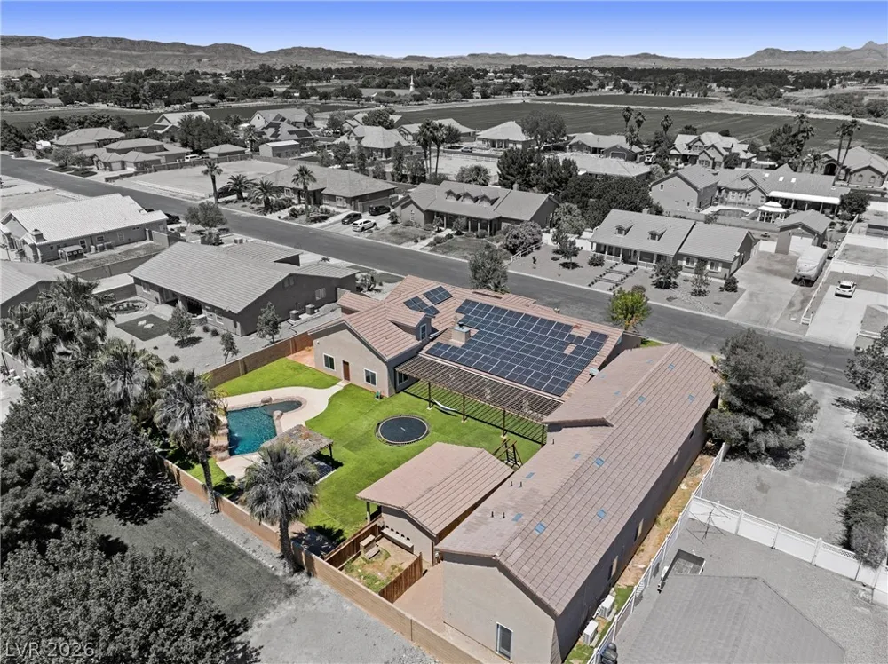 1373 Lake Valley Drive Logandale, NV 89021
