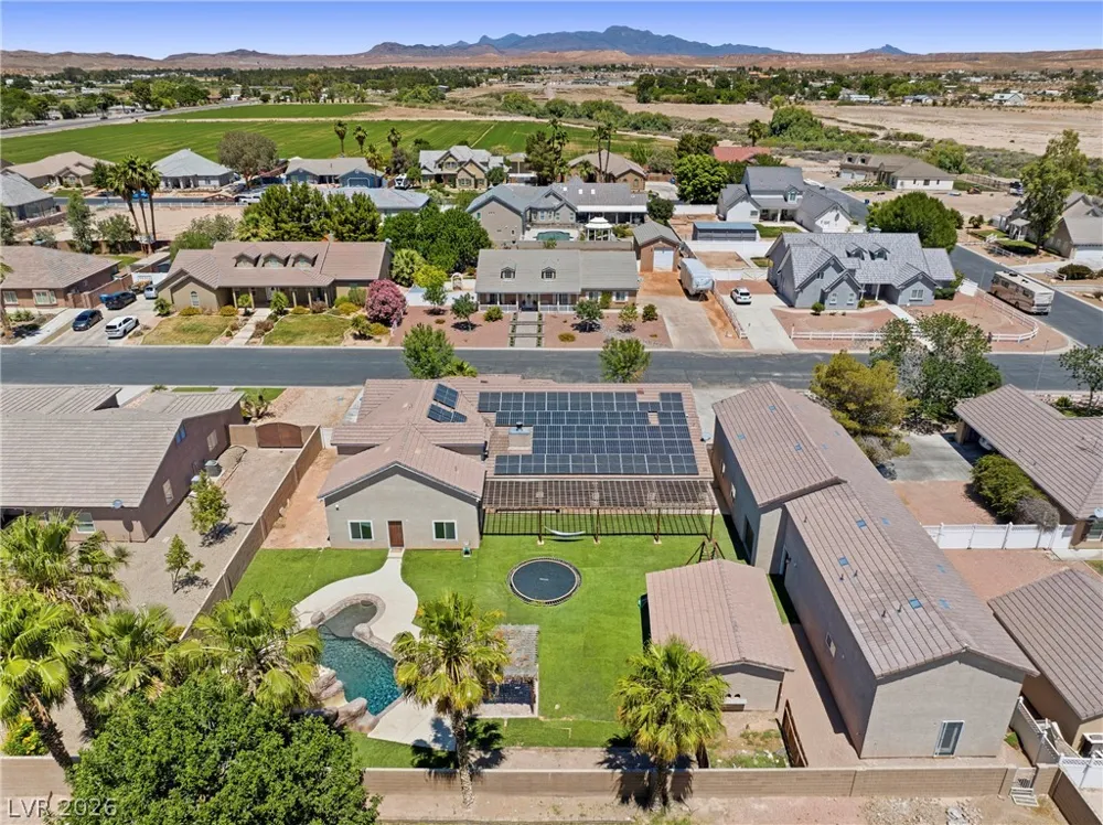 1373 Lake Valley Drive Logandale, NV 89021