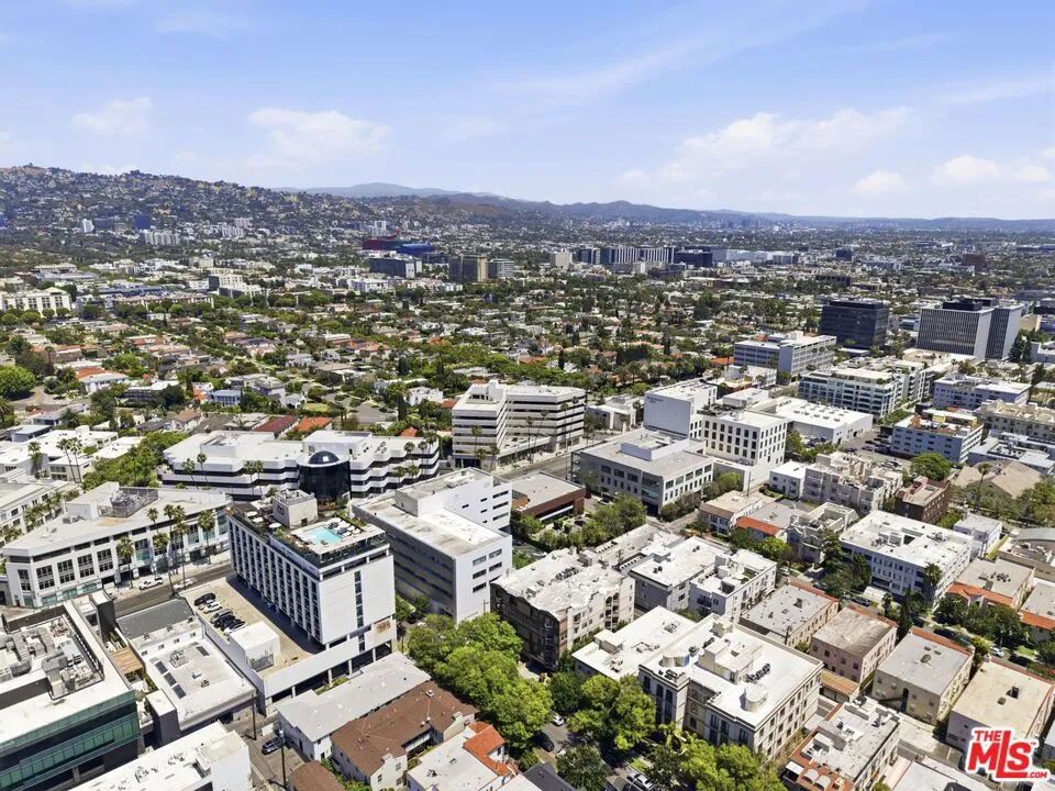 120 S Crescent Drive #104 Beverly Hills, CA 90212