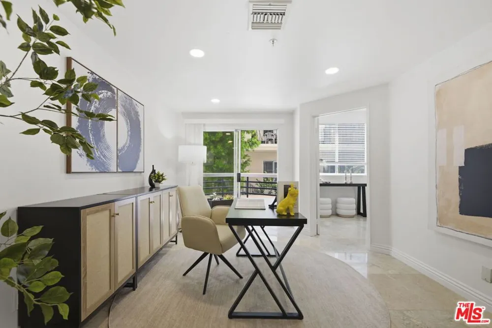 120 S Crescent Drive #104 Beverly Hills, CA 90212