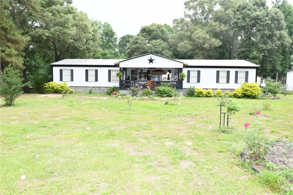101 Pinewood Drive Shepherd, TX 77371