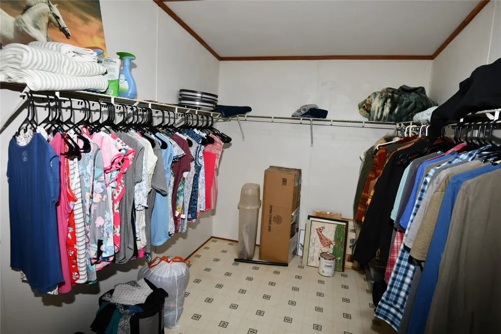 101 Pinewood Drive Shepherd, TX 77371