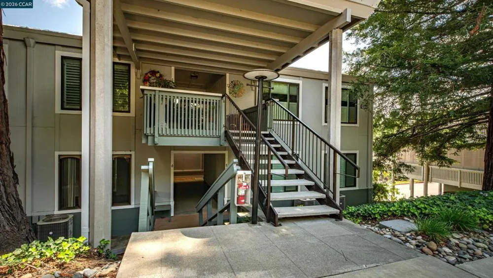 1224 Rockledge Ln #6 Walnut Creek, CA 94595