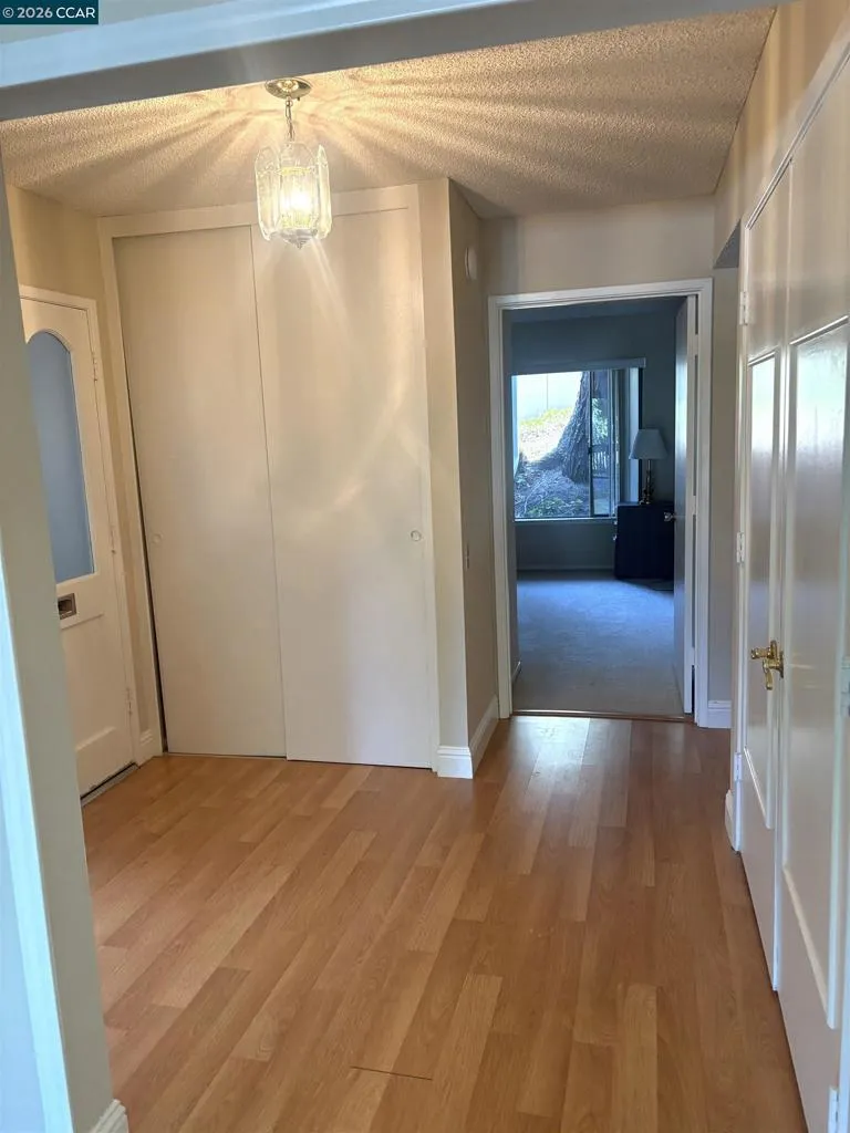 1224 Rockledge Ln #6 Walnut Creek, CA 94595