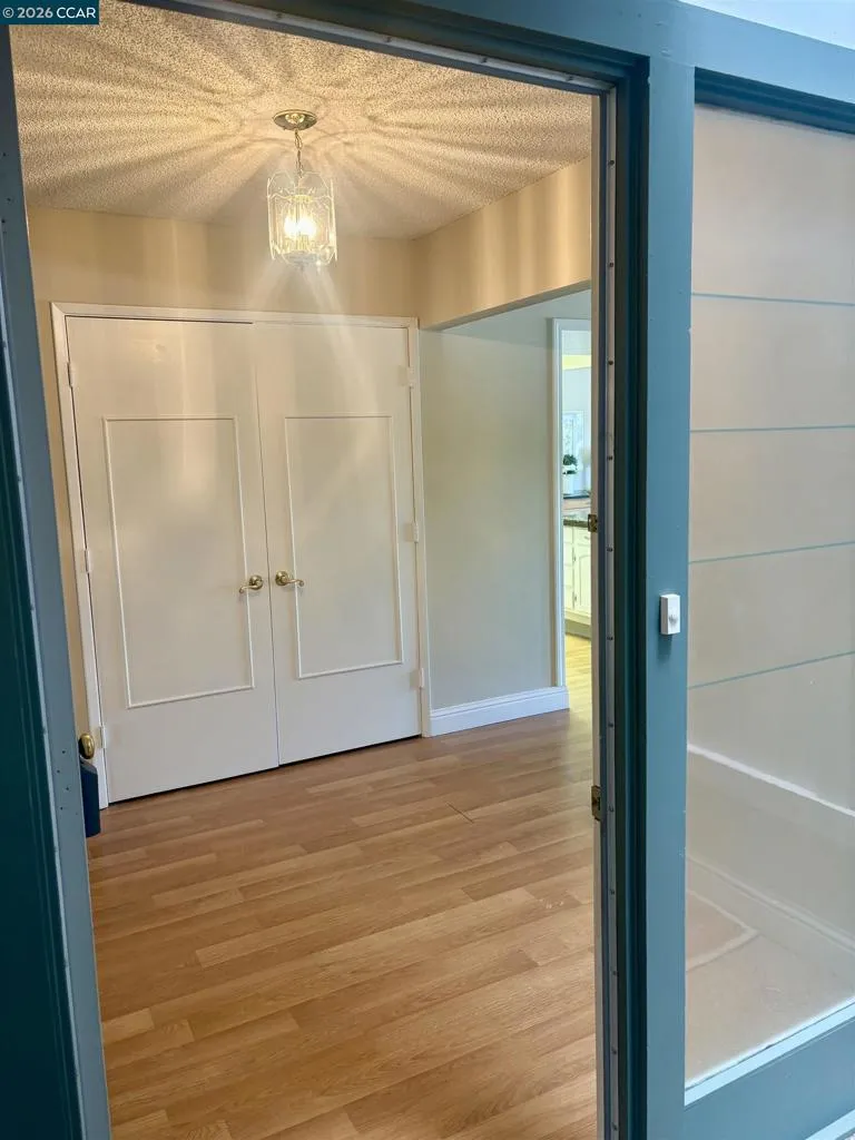 1224 Rockledge Ln #6 Walnut Creek, CA 94595