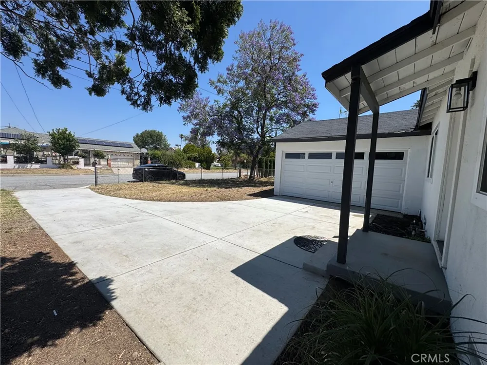 16229 Hunter St Fontana, CA 92335