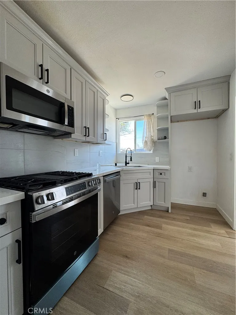 16229 Hunter St Fontana, CA 92335