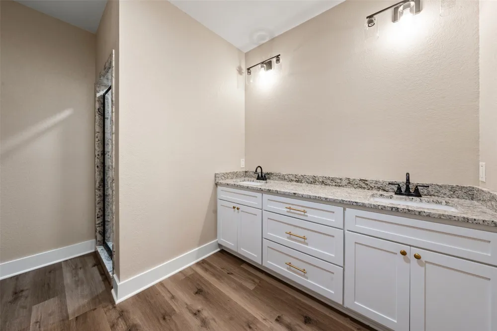 1909 Columbia Street Waco, TX 76711
