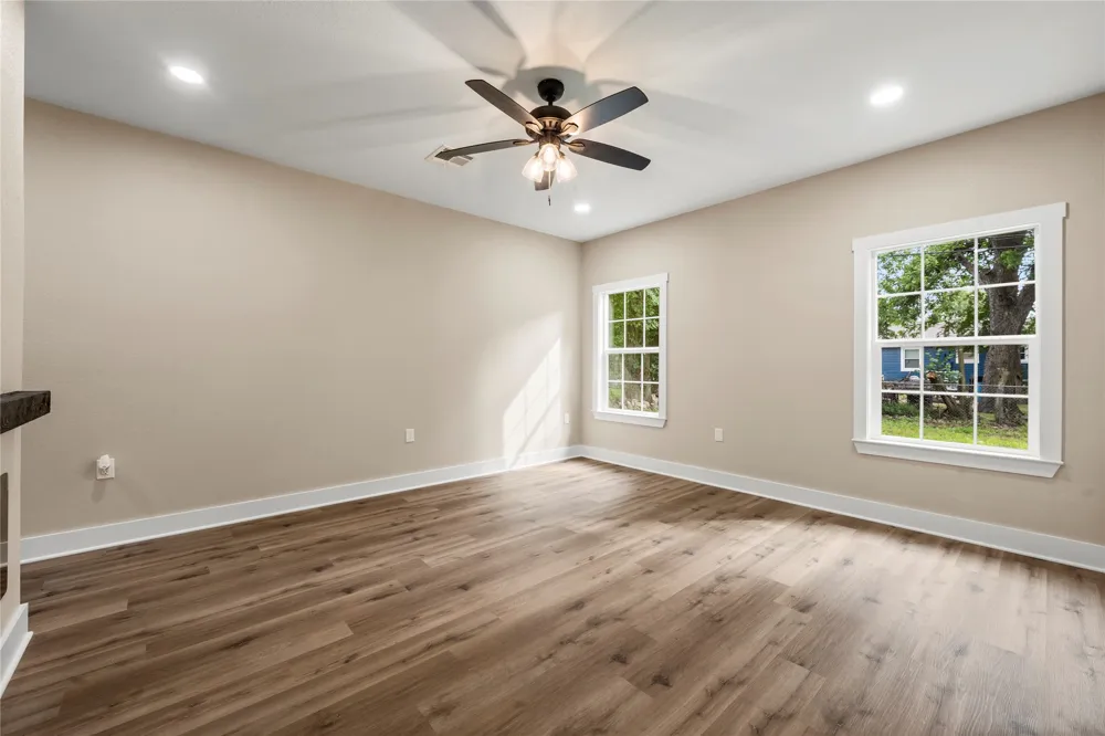 1909 Columbia Street Waco, TX 76711