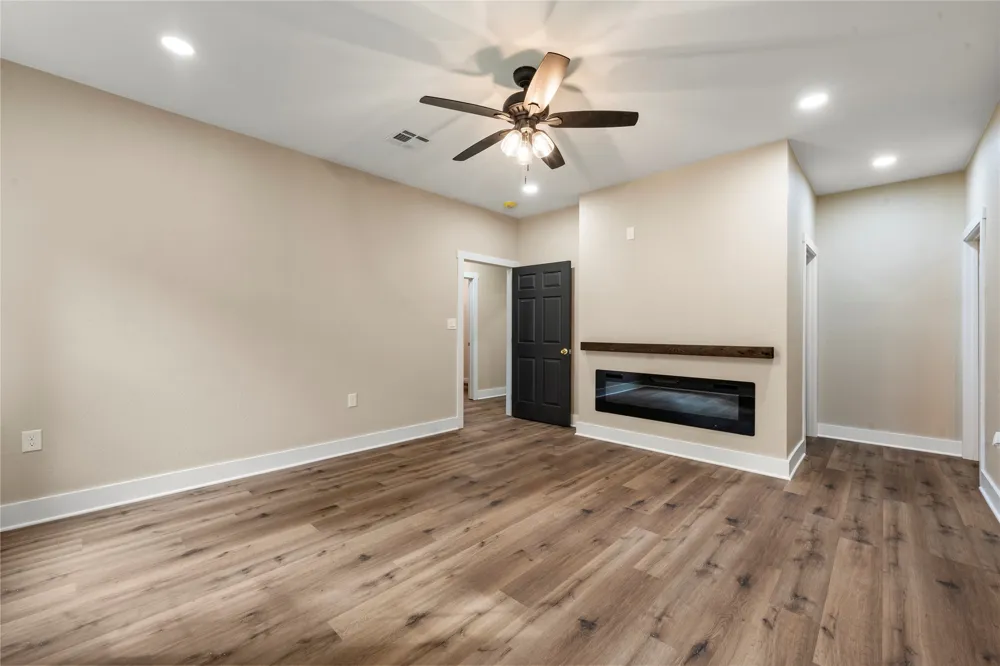 1909 Columbia Street Waco, TX 76711
