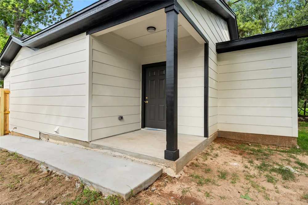 1909 Columbia Street Waco, TX 76711