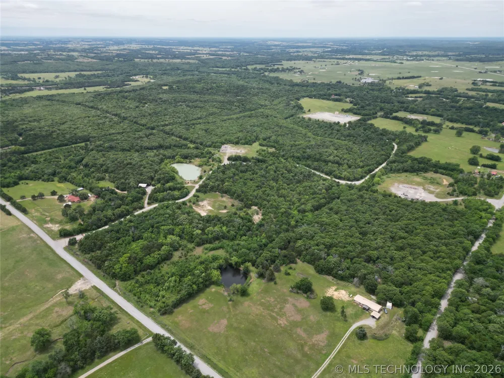 958 S Buffalo Road Stuart, OK 74570