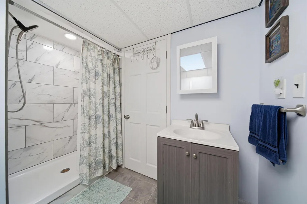 5030 E Berry Road Pleasant Lake, MI 49272