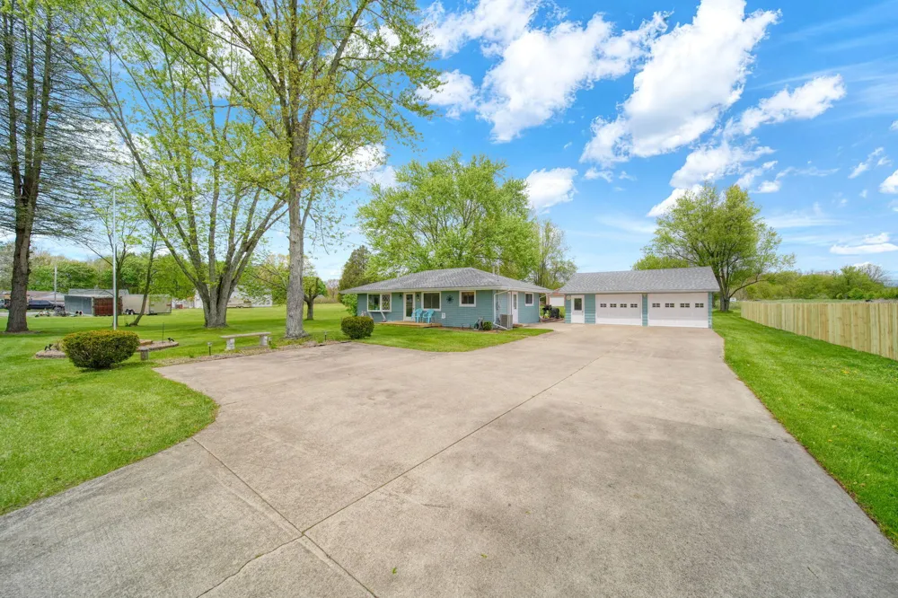 5030 E Berry Road Henrietta Township, MI 49272