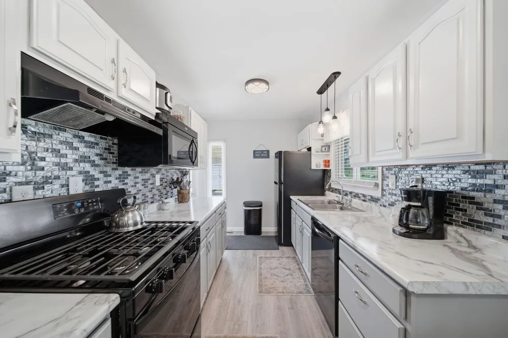 5030 E Berry Road Henrietta Township, MI 49272