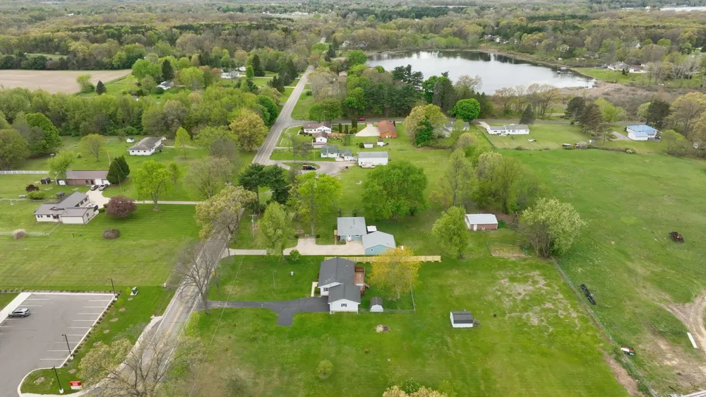 5030 E Berry Road Henrietta Township, MI 49272