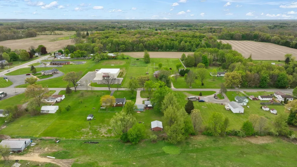 5030 E Berry Road Henrietta Township, MI 49272