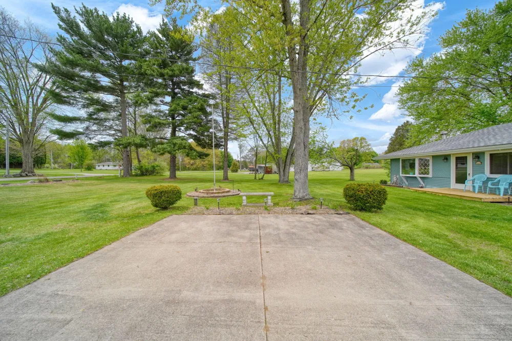5030 E Berry Road Henrietta Township, MI 49272