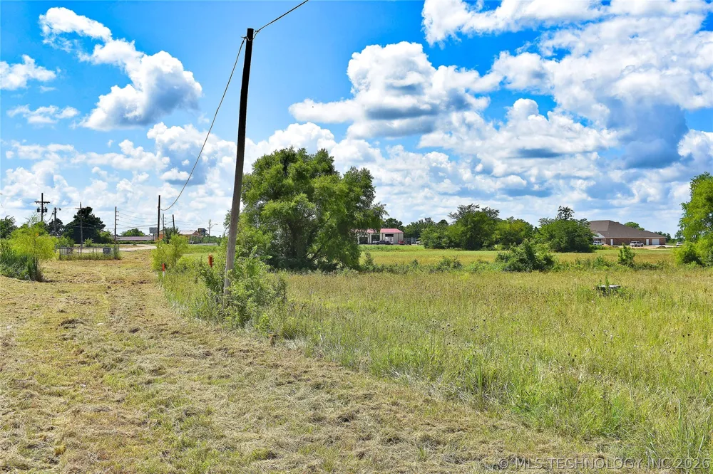 5 E Hwy 70 Hugo, OK 74743