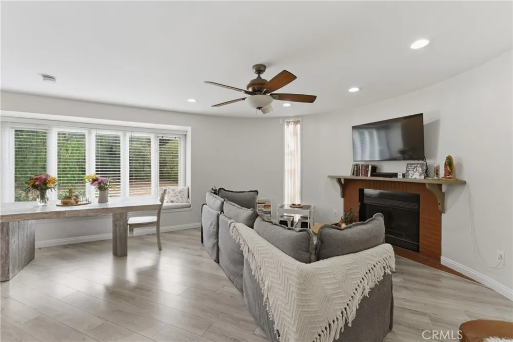1307 Shadow Lane #D Fullerton, CA 92831