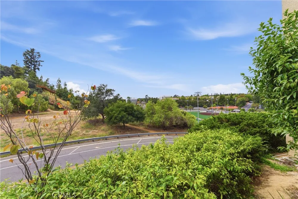 1307 Shadow Lane #D Fullerton, CA 92831