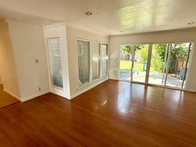 25495 Seaver Hayward, CA 94545