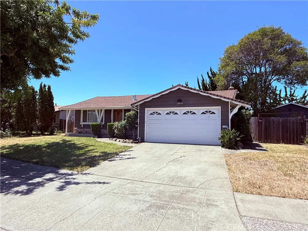 25495 Seaver Hayward, CA 94545