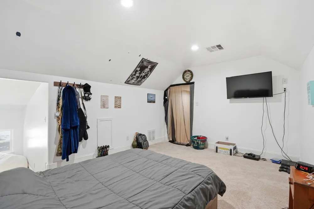 4215 Longhorn Drive Cleveland, TX 77328