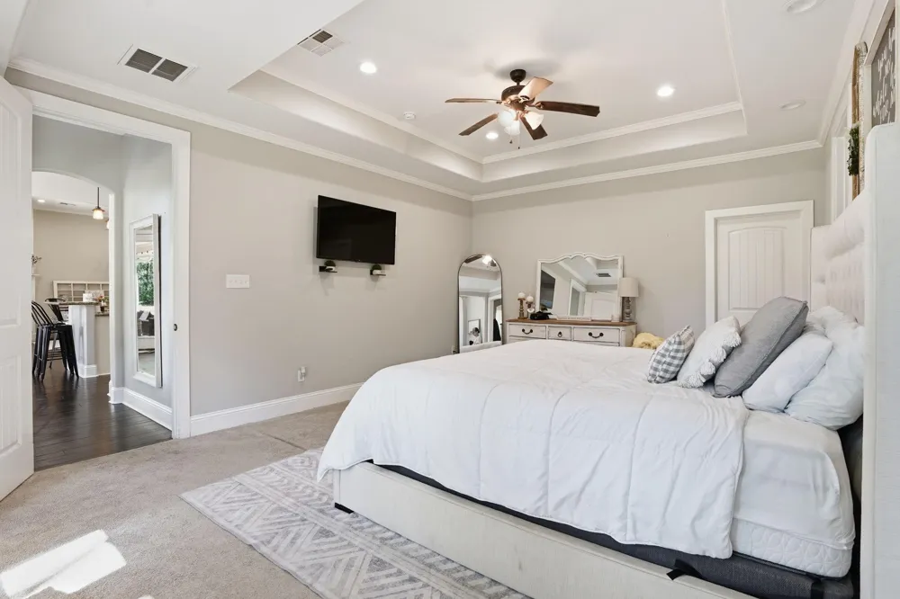 4215 Longhorn Drive Cleveland, TX 77328