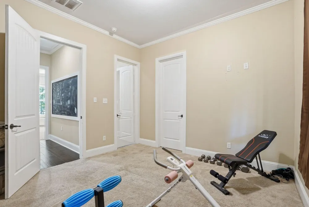 4215 Longhorn Drive Cleveland, TX 77328