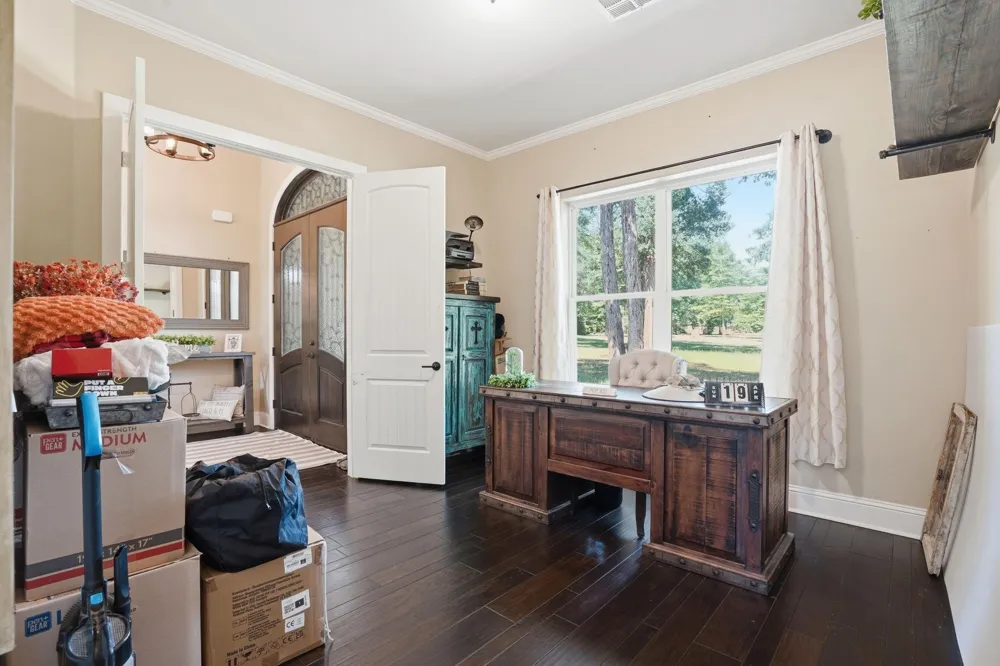 4215 Longhorn Drive Cleveland, TX 77328