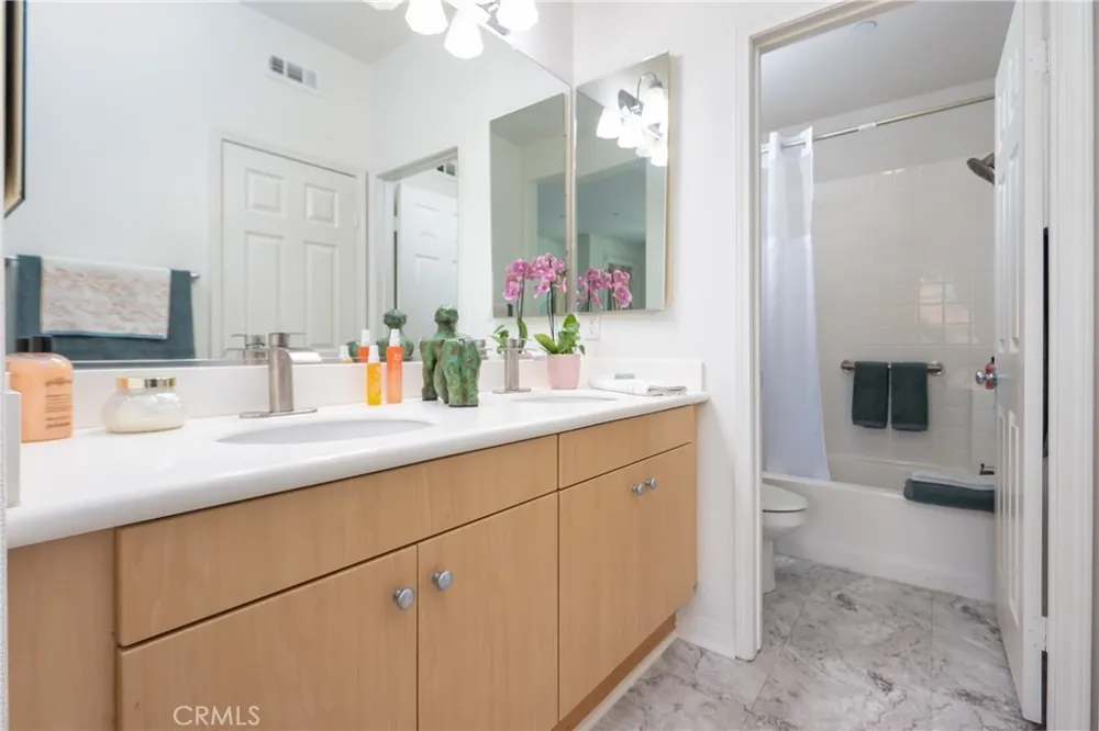 616 Mckenna Claremont, CA 91711