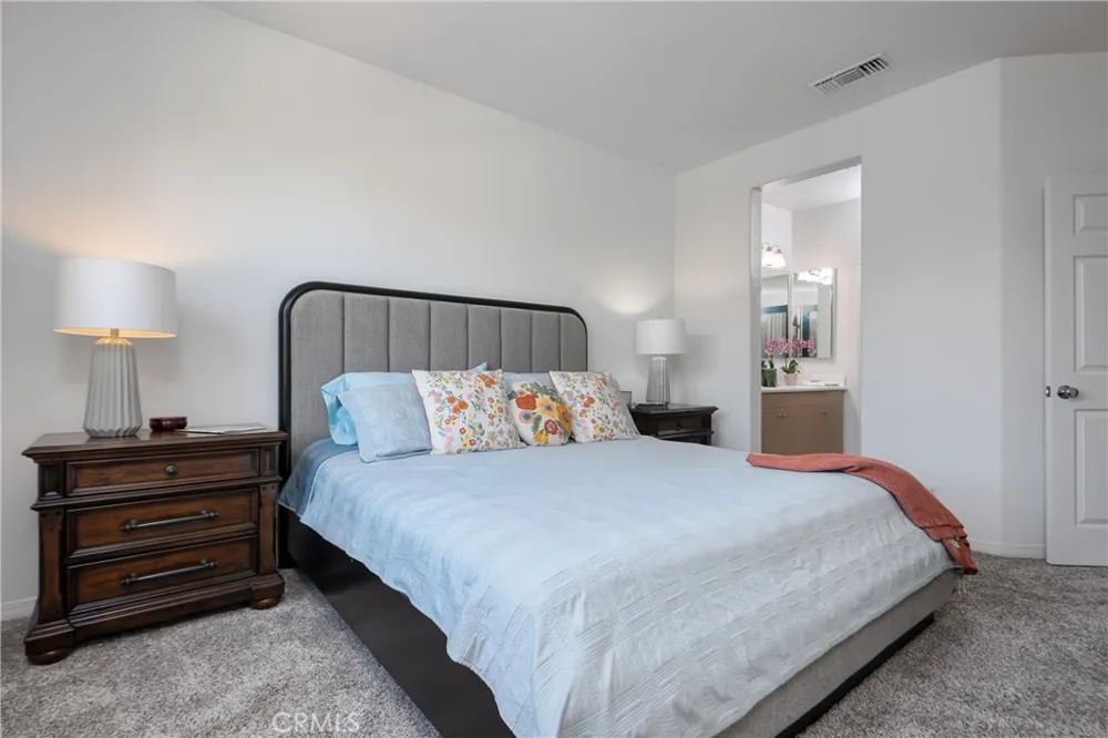 616 Mckenna Claremont, CA 91711