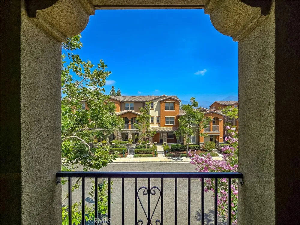 616 Mckenna Claremont, CA 91711