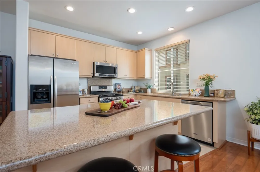 616 Mckenna Claremont, CA 91711