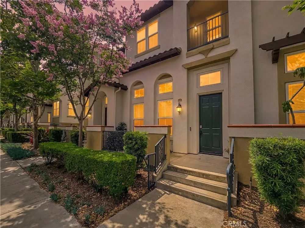 616 Mckenna Claremont, CA 91711