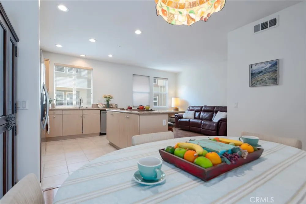 616 Mckenna Claremont, CA 91711