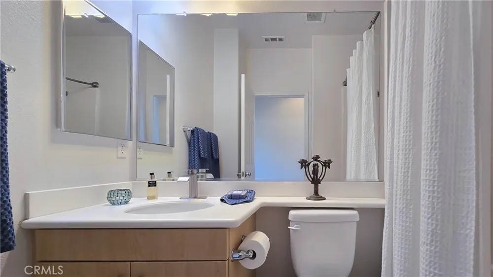 616 Mckenna Claremont, CA 91711