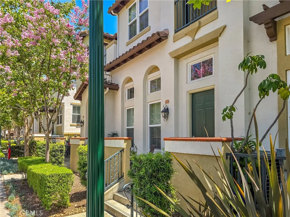 616 Mckenna Claremont, CA 91711